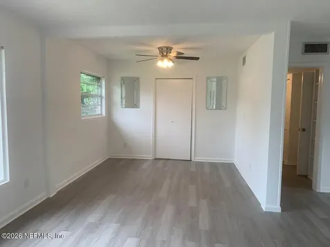 7042 Camelot Road Jacksonville FL 32211