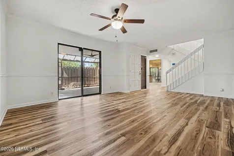 10396 Bigtree Circle Jacksonville FL 32257