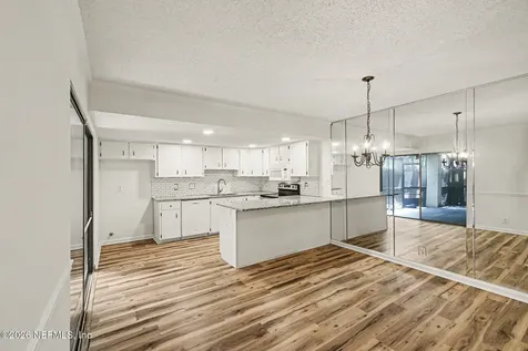 10396 Bigtree Circle Jacksonville FL 32257