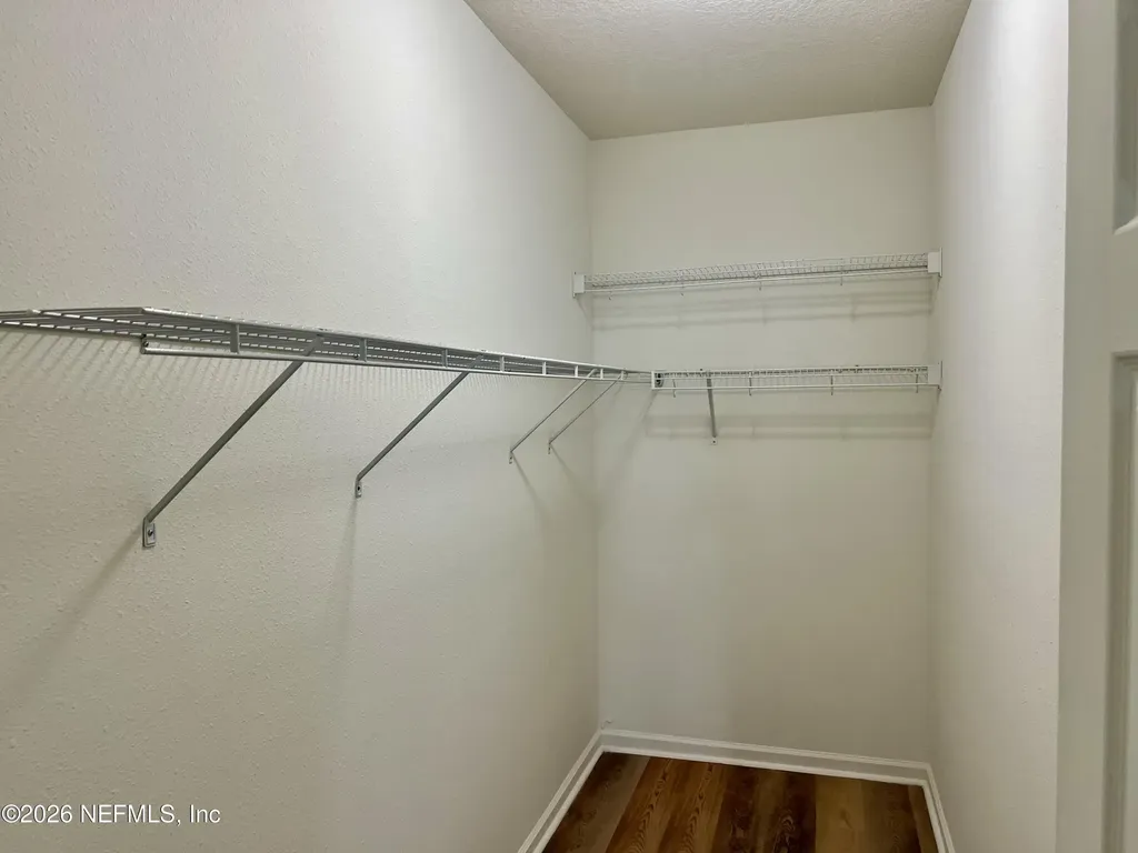 556 Worcester Court Jacksonville FL 32218
