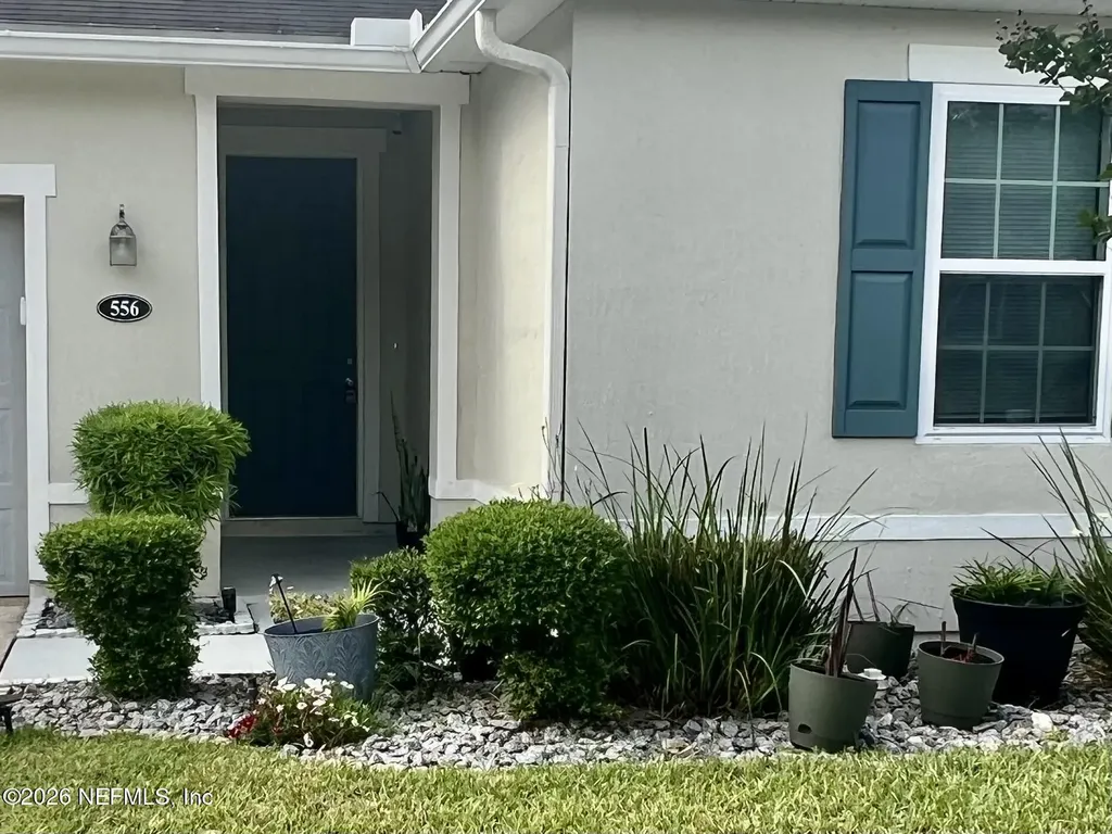 556 Worcester Court Jacksonville FL 32218