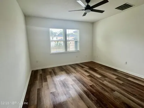 556 Worcester Court Jacksonville FL 32218