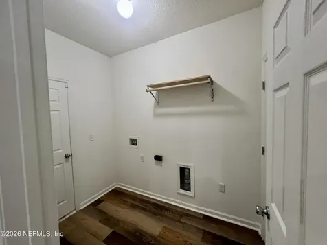 556 Worcester Court Jacksonville FL 32218