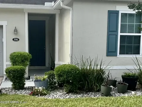 556 Worcester Court Jacksonville FL 32218