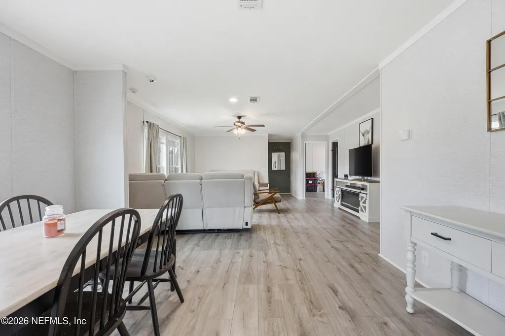 2626 Will Elledge Road Glen St. Mary FL 32040