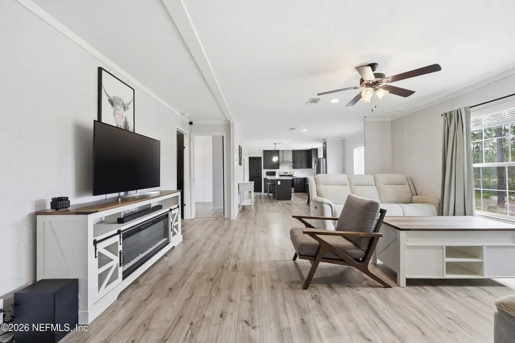 2626 Will Elledge Road Glen St. Mary FL 32040