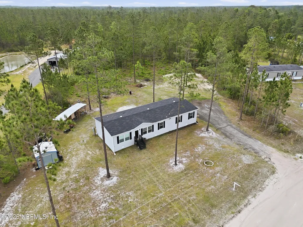 2626 Will Elledge Road Glen St. Mary FL 32040