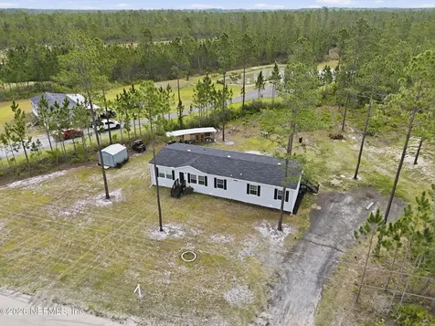 2626 Will Elledge Road Glen St. Mary FL 32040