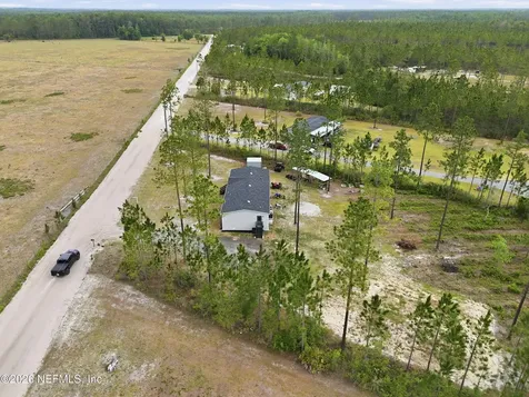 2626 Will Elledge Road Glen St. Mary FL 32040