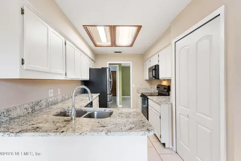 8365 Hamden Road W Jacksonville FL 32244