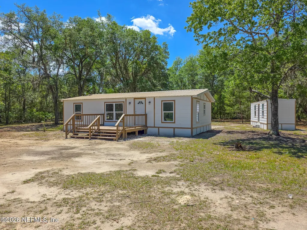 145 & 147 Darby Drive Palatka FL 32177