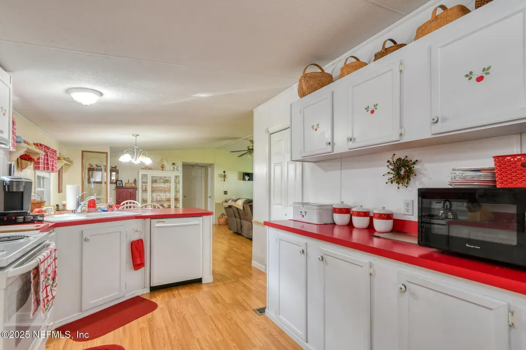 203 Horse Landing Road Satsuma FL 32189