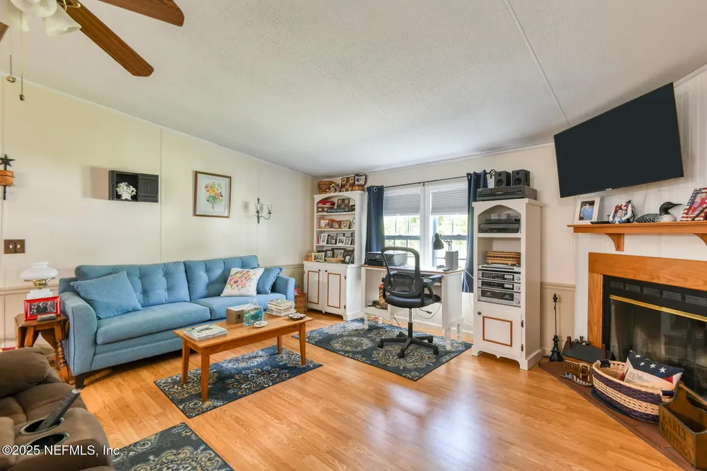 203 Horse Landing Road Satsuma FL 32189