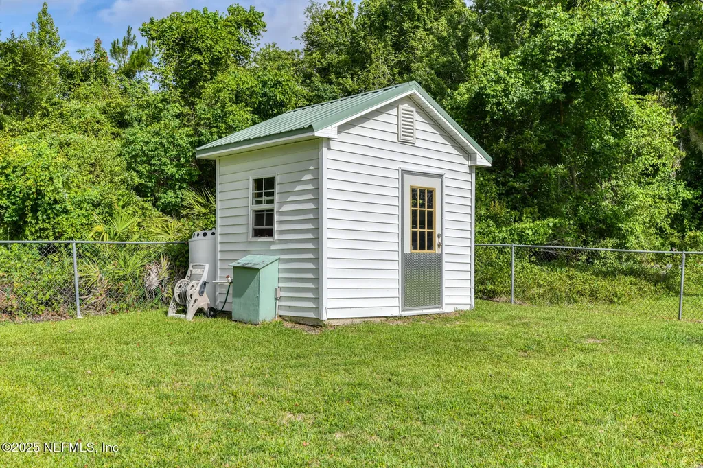203 Horse Landing Road Satsuma FL 32189