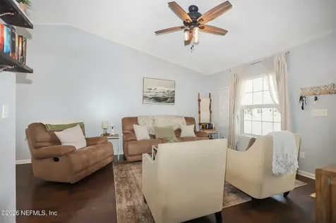 511 North Boulevard Macclenny FL 32063