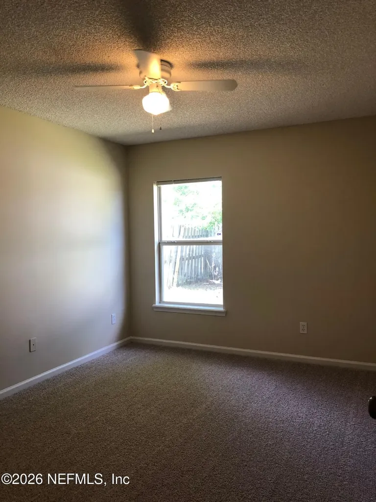 6902 Southern Oaks Drive W Jacksonville FL 32244