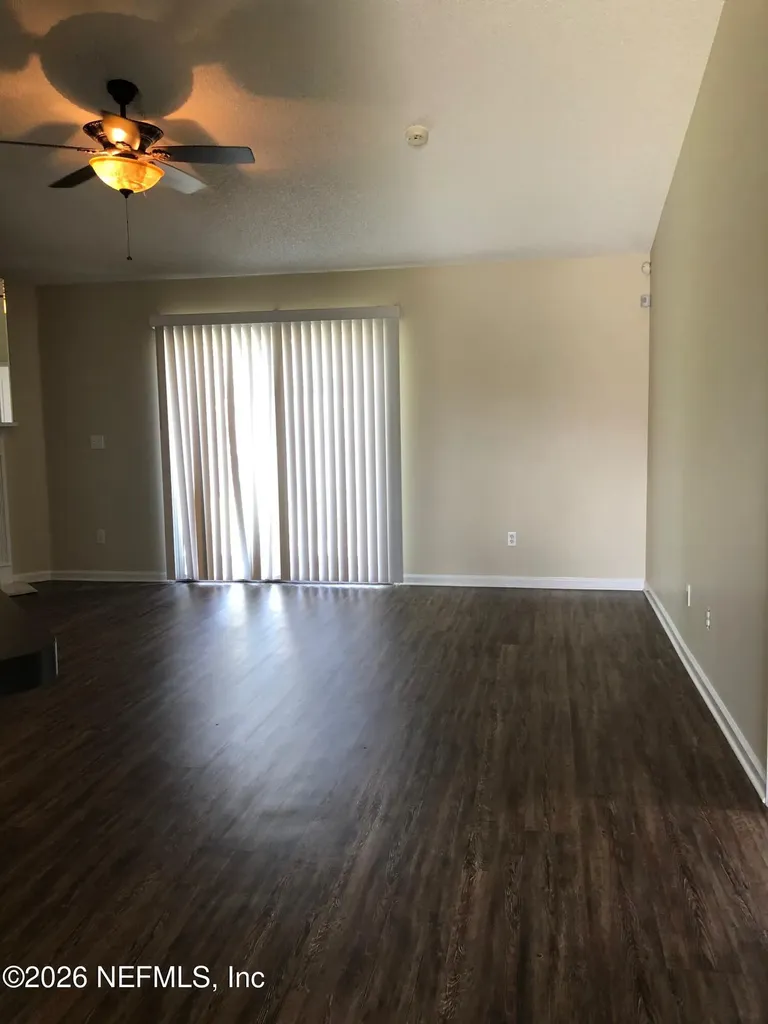 6902 Southern Oaks Drive W Jacksonville FL 32244