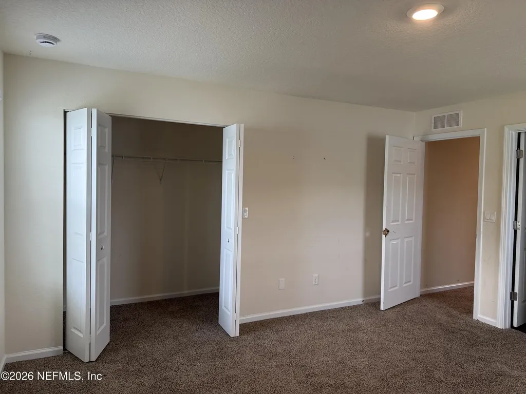 878 Capitol Parkway Jacksonville FL 32218