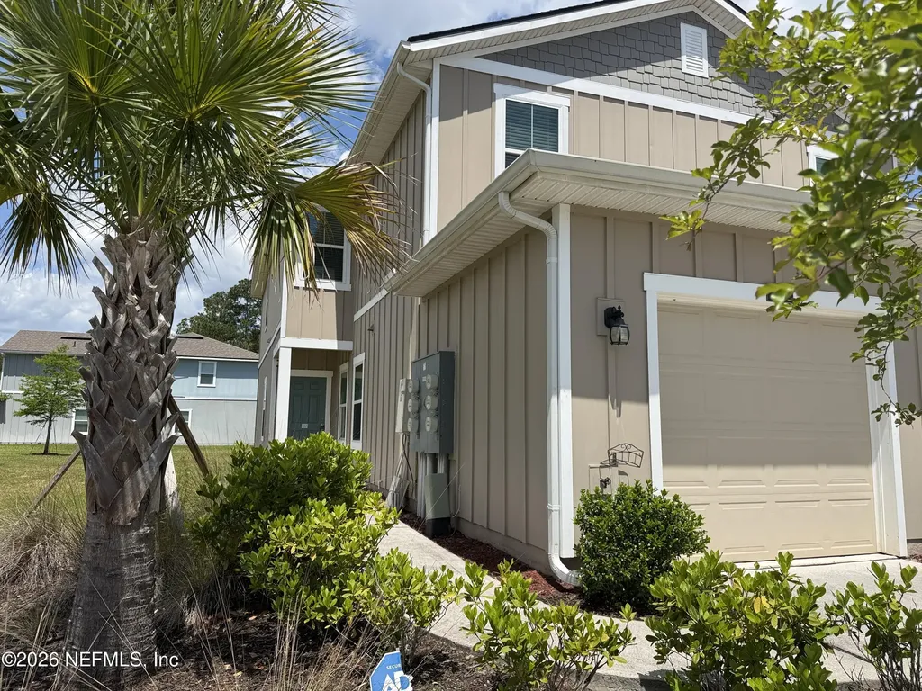 878 Capitol Parkway Jacksonville FL 32218