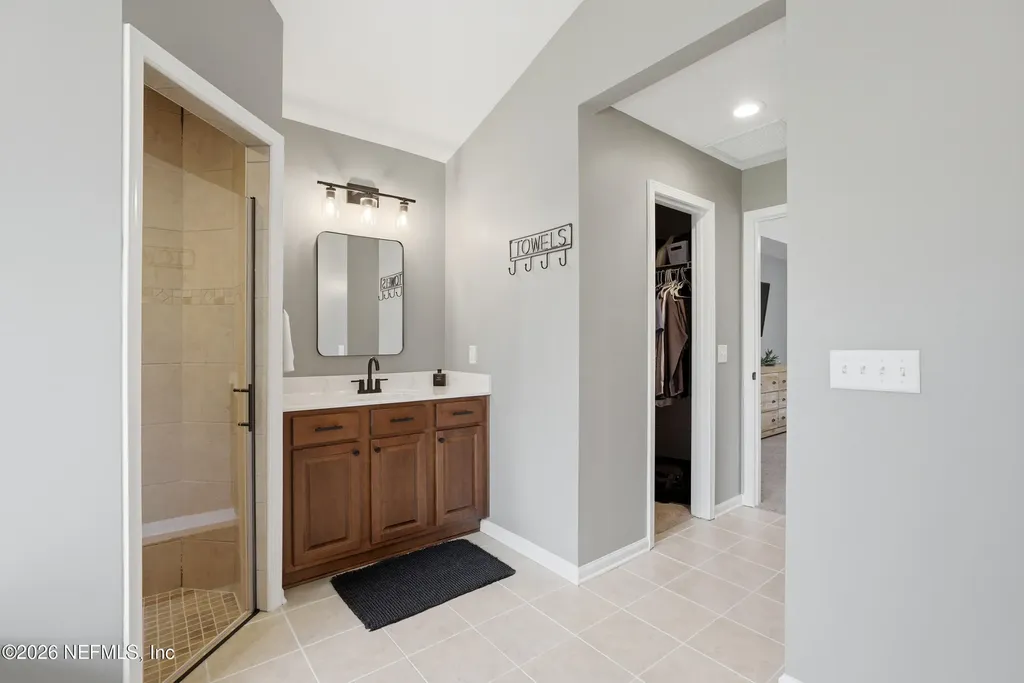 1664 Falkland Road E Jacksonville FL 32221