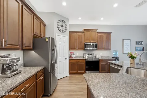 1664 Falkland Road E Jacksonville FL 32221