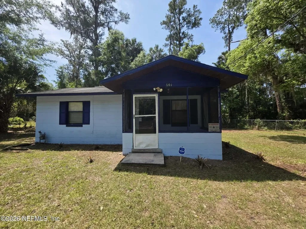 601 Mcclure Street Welaka FL 32189