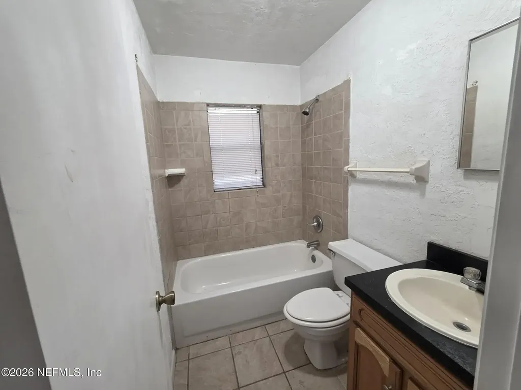 601 Mcclure Street Welaka FL 32189