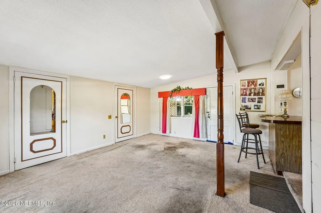 6552 Bartholf Avenue Jacksonville FL 32210