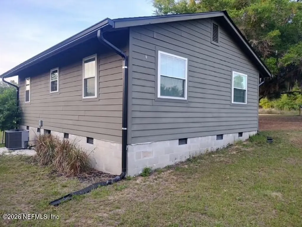137 Hill Street Hawthorne FL 32640