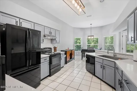 530 Remington Forest Drive St. Johns FL 32259