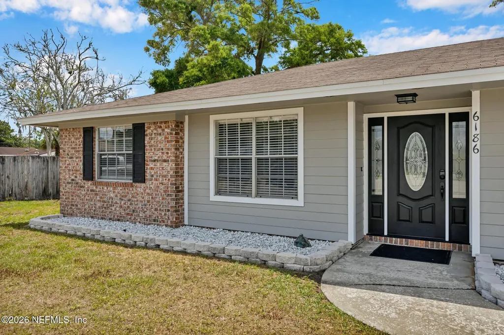 6186 Woodette Way Jacksonville FL 32277
