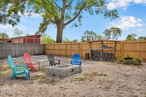 6186 Woodette Way Jacksonville FL 32277