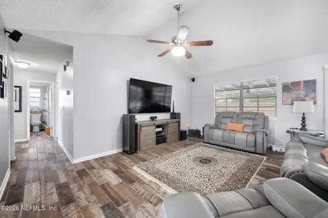 6186 Woodette Way Jacksonville FL 32277