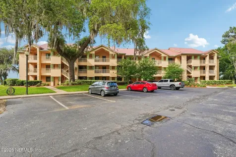 99 Broad River Place Welaka FL 32193