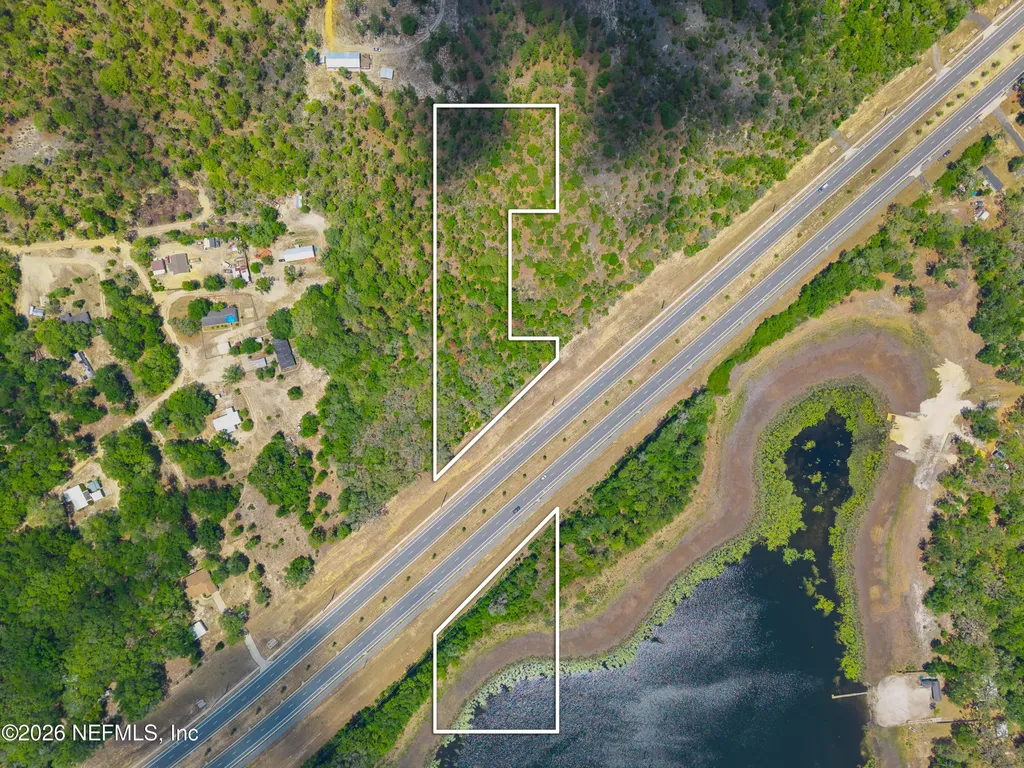 1668 State Road 20 Hawthorne FL 32640