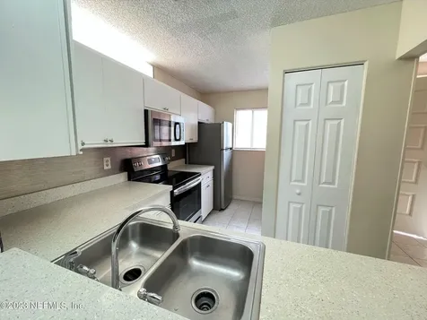 85 Debarry Avenue Orange Park FL 32073