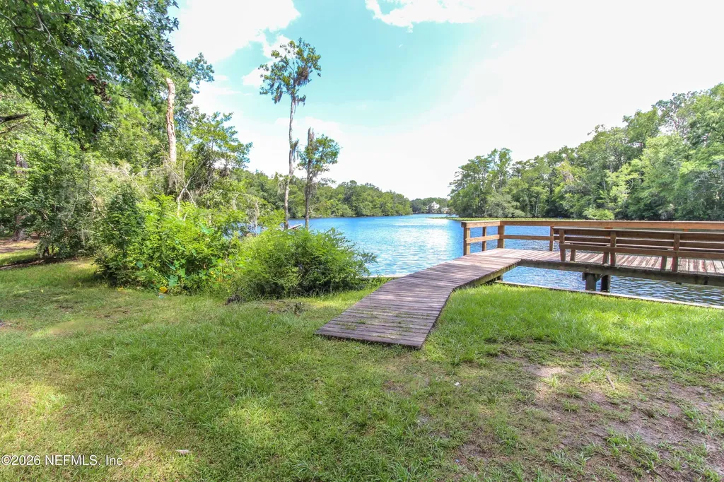2482 Glow Wood Court Middleburg FL 32068