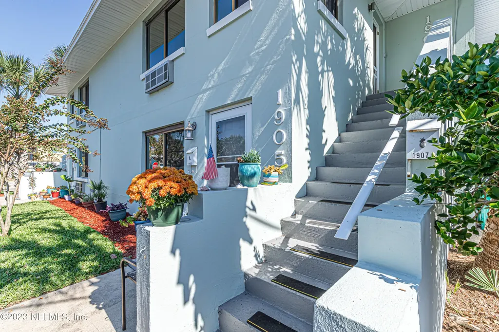 1907 First Street Neptune Beach FL 32266