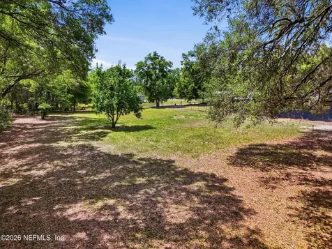 418 SW Tina Road Lake City FL 32024