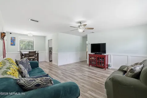 418 SW Tina Road Lake City FL 32024