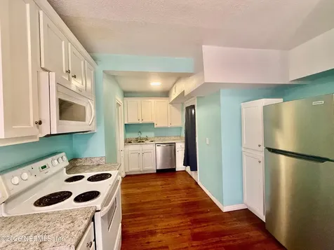 7118 Pellias Road Jacksonville FL 32211