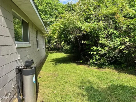 8815 3rd Avenue Jacksonville FL 32208