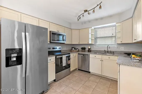 2301 Wood Hill Place Jacksonville FL 32256