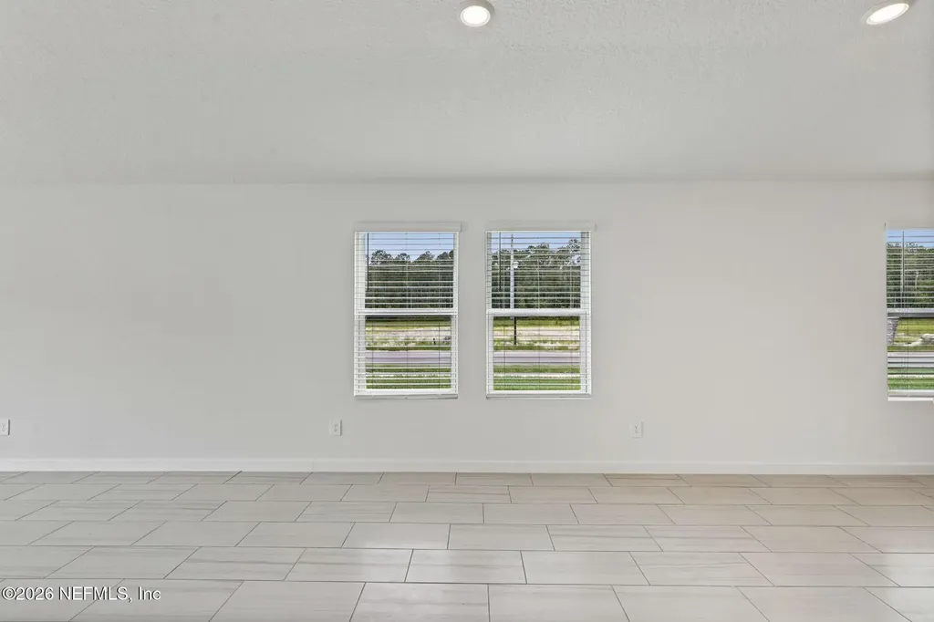 7 Dilly Court Palm Coast FL 32164