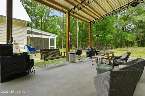 10010 Allison Avenue Hastings FL 32145