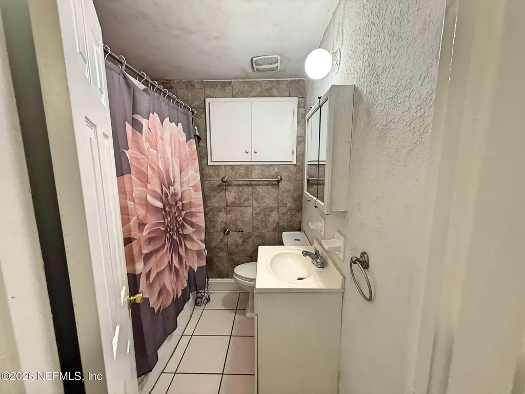 2846 Yellow Pine Drive Jacksonville FL 32277
