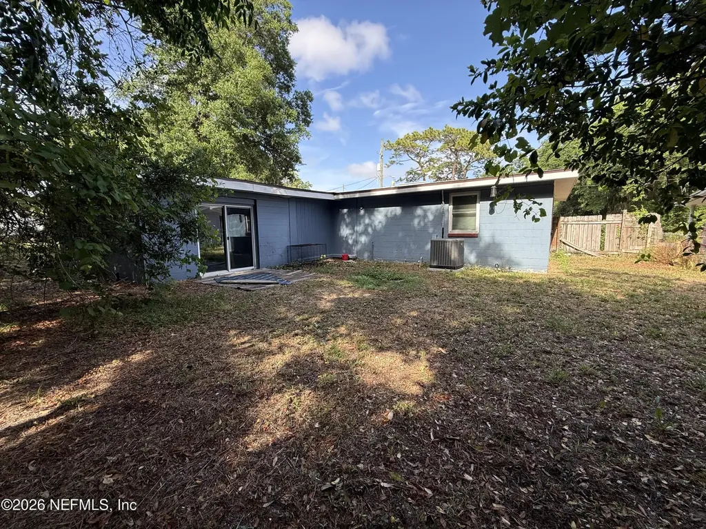 2846 Yellow Pine Drive Jacksonville FL 32277
