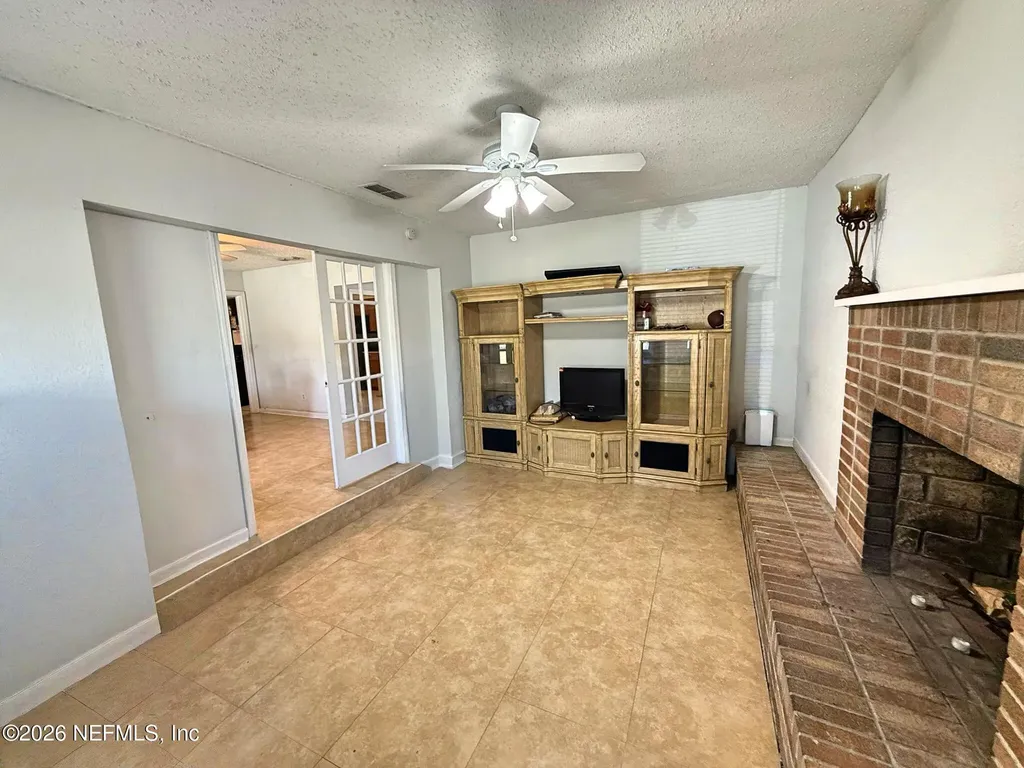 2846 Yellow Pine Drive Jacksonville FL 32277