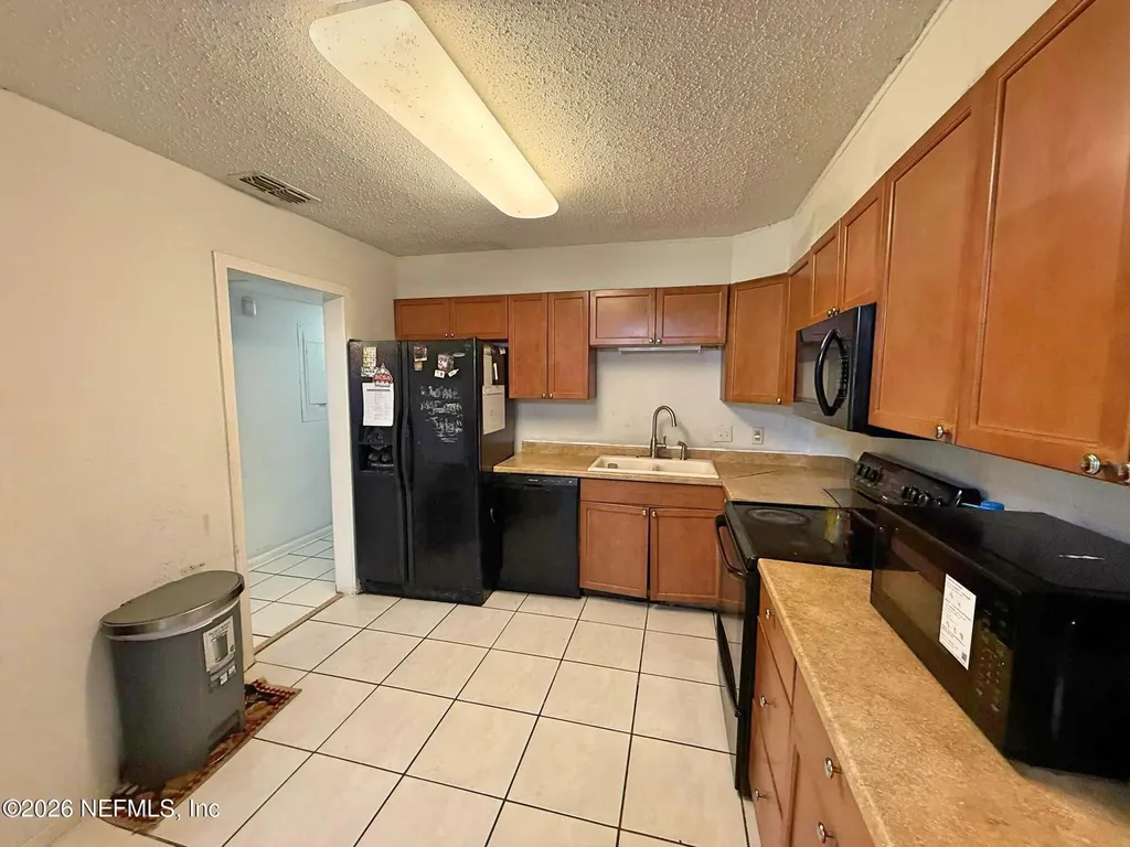 2846 Yellow Pine Drive Jacksonville FL 32277