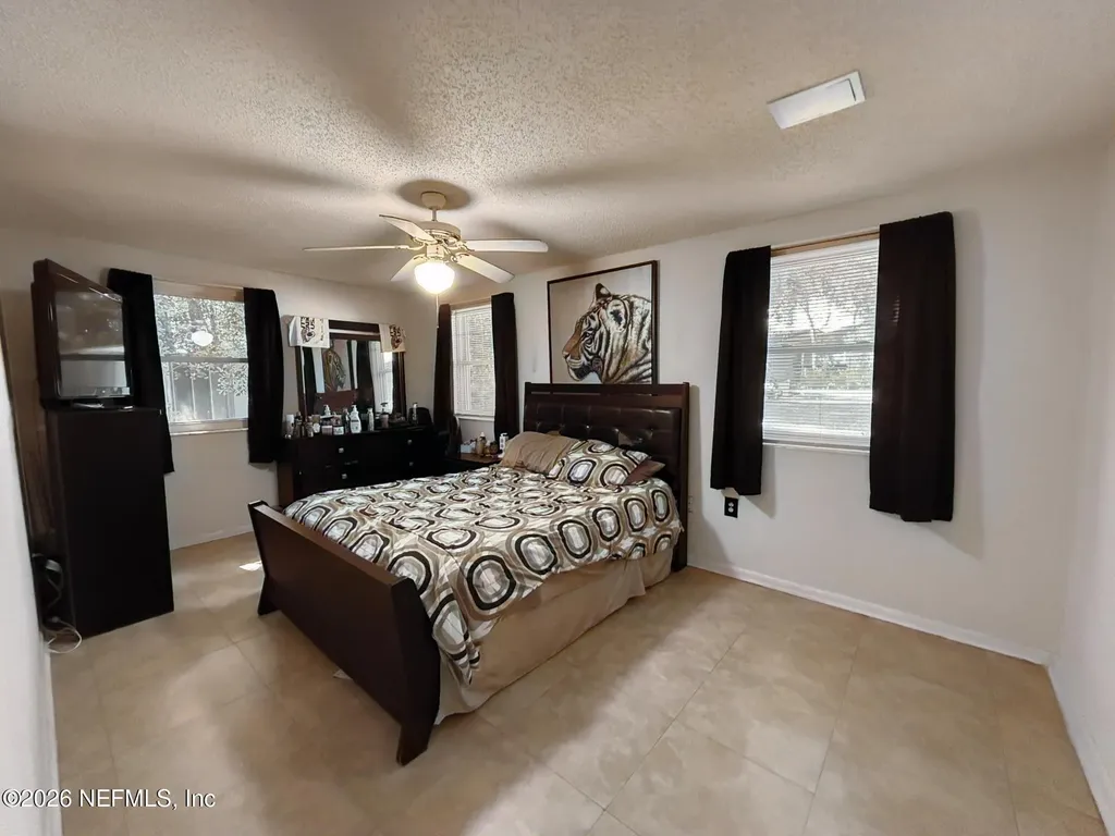 2846 Yellow Pine Drive Jacksonville FL 32277